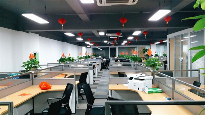 گیره های لاپاراسکوپی یکبار مصرف بستن پلیمری گیره های عروقی جراحی 8